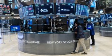 Bourse de New York en baisse : les rendements obligataires et les incertitudes inquiètent les investisseurs