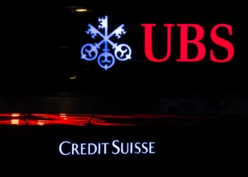 UBS – Crédit Suisse : les marchés financiers chahutés après l’annonce de la fusion des deux banques