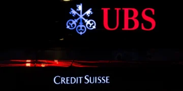 UBS – Crédit Suisse : les marchés financiers chahutés après l’annonce de la fusion des deux banques