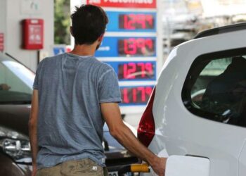 L’Allemagne bloque l’interdiction des voitures thermiques dans l’UE, Bruxelles en état de sidération