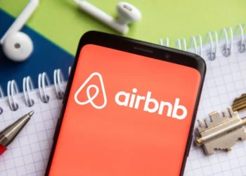 Déclaration des Revenus Airbnb : Guide pour les Contribuables