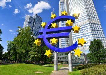 La BCE renforce sa surveillance sur les banques européennes pour prévenir les crises financières